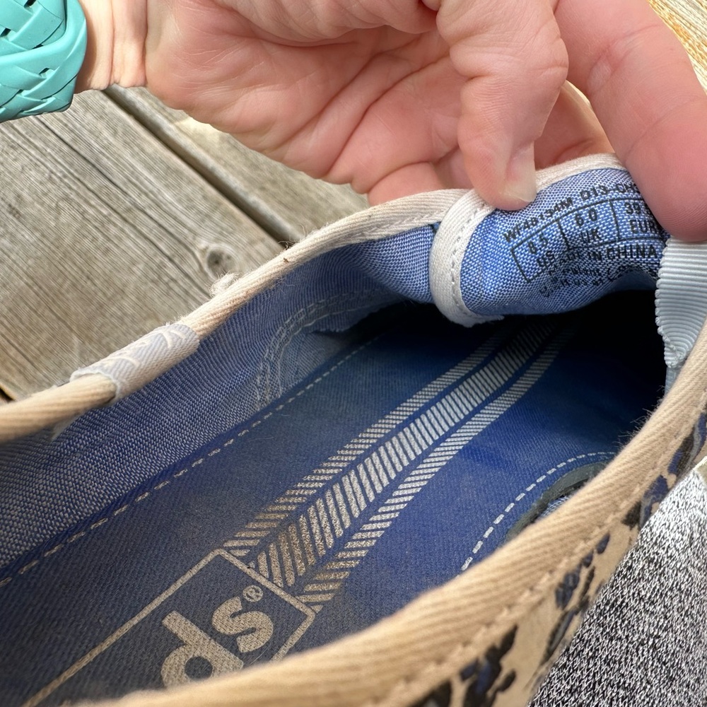 Keds size 8.5 - Picture 6 of 6